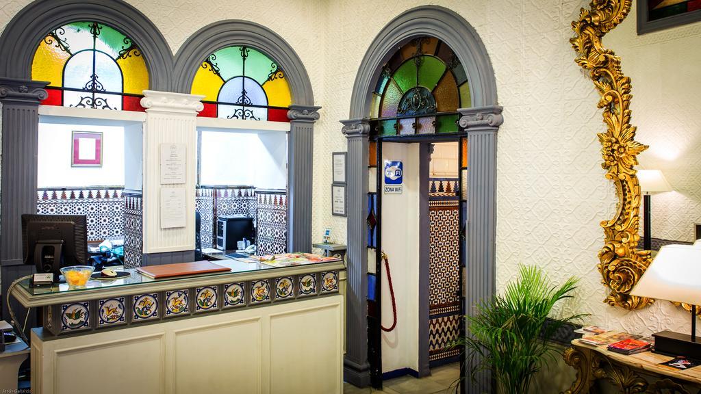 Bed & Breakfast Naranjo Seville Exterior photo
