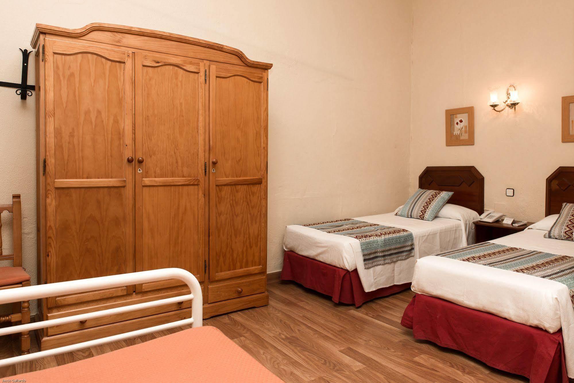Bed & Breakfast Naranjo Seville Exterior photo